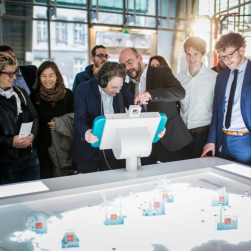 Energising – Wolfgang Korek shows off the fruits of his cluster’s labors Wolfgang Korek from Berlin’s energy technology cluster