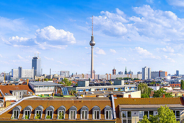 Living in Berlin is still cheaper than in many other capital cities. While the cost of living has risen in recent years, in comparison to other capital cities, Berlin is still quite affordable.